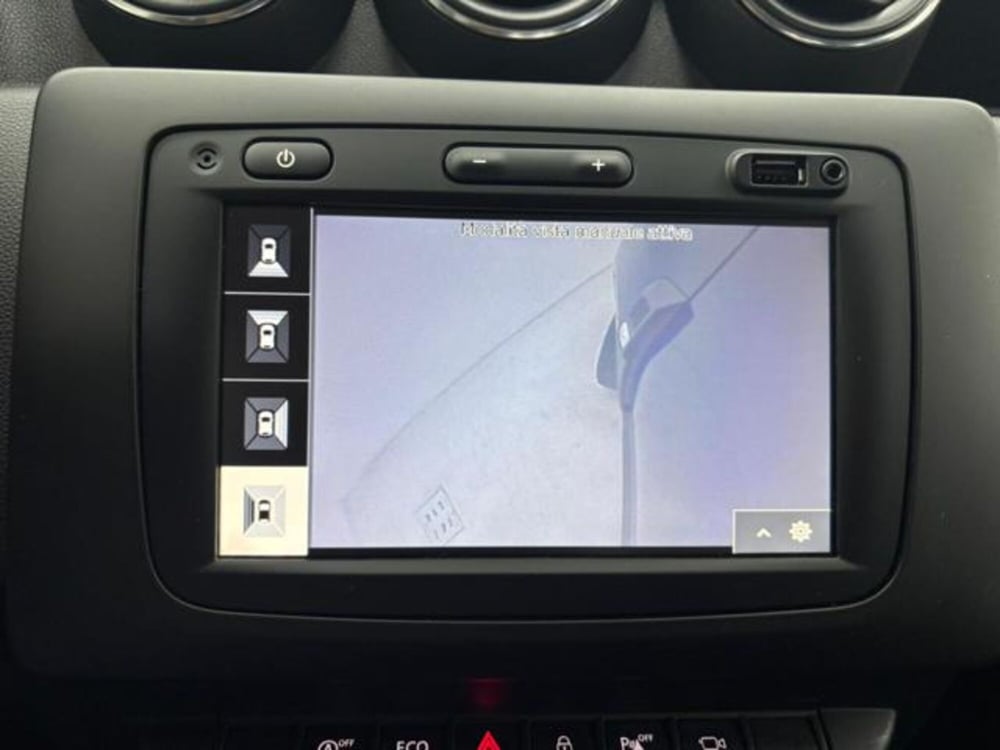 Dacia Duster usata a Como (18)