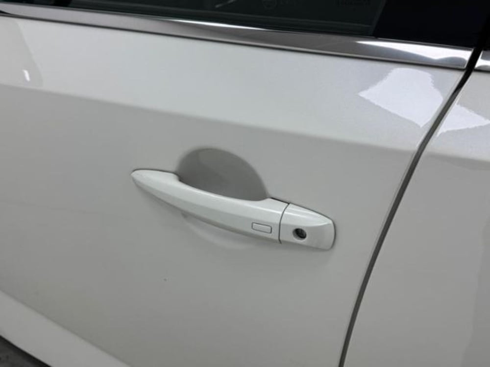 Nissan Qashqai usata a Como (8)