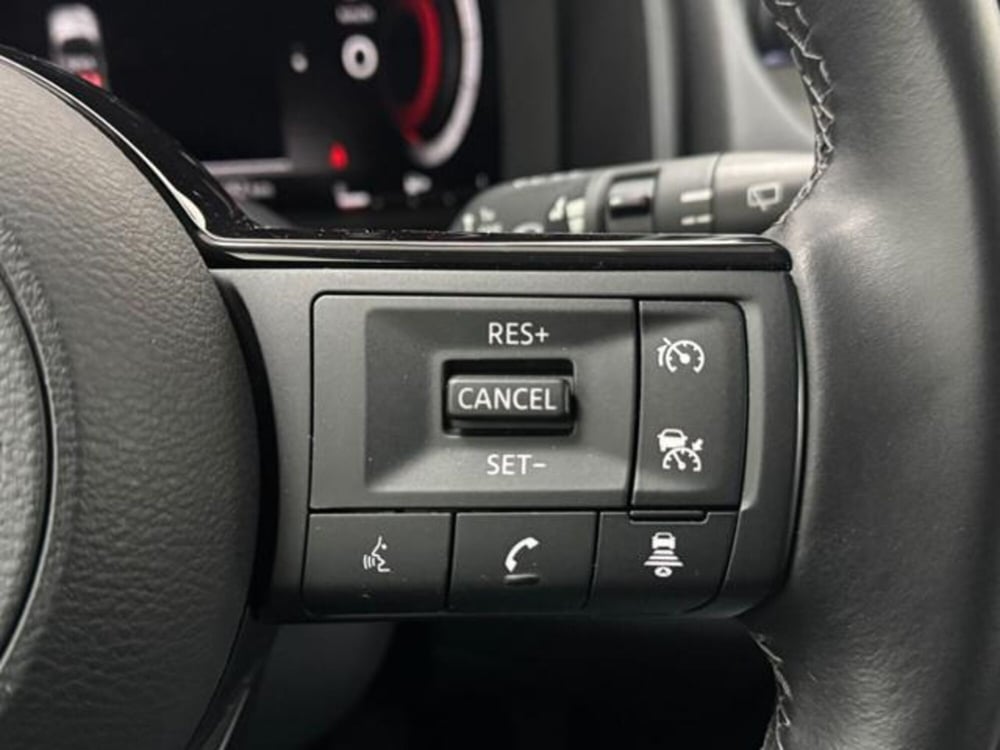 Nissan Qashqai usata a Como (11)