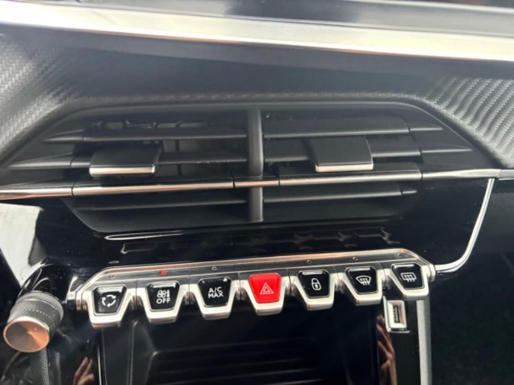 Peugeot 208 usata a Cuneo (13)