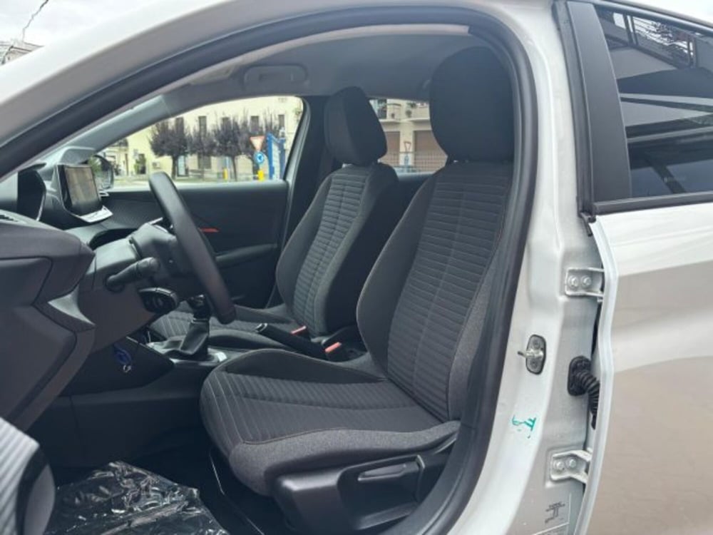 Peugeot 208 usata a Cuneo (9)