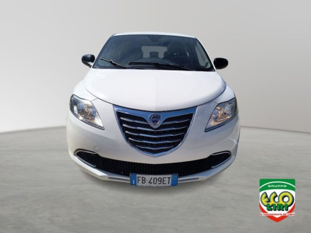 Lancia Ypsilon usata a Frosinone