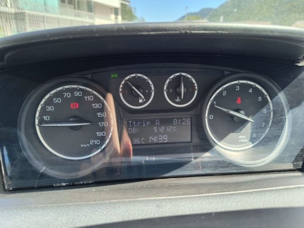 Lancia Ypsilon usata a Frosinone (14)