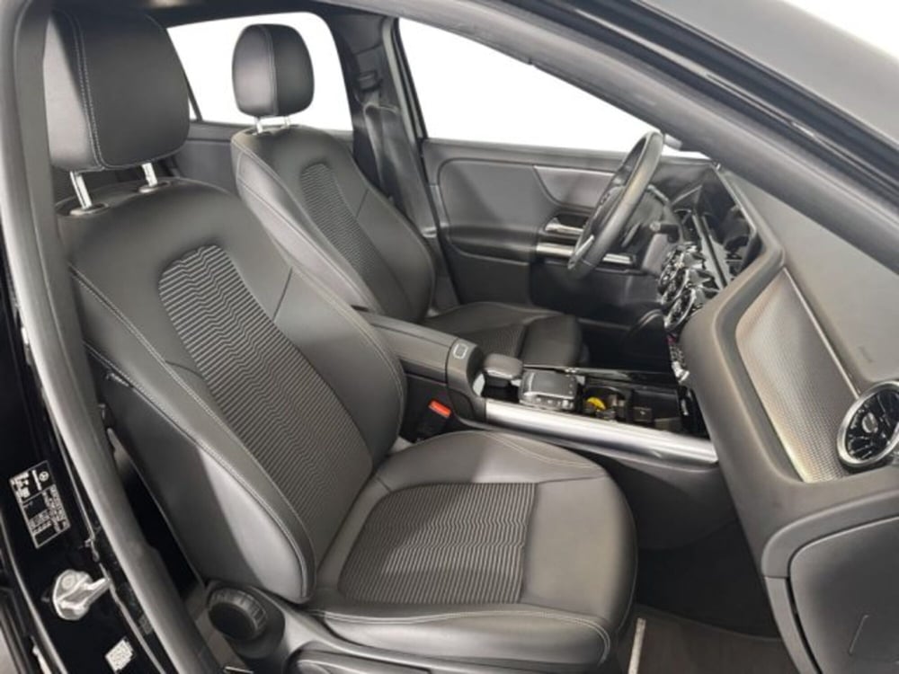 Mercedes-Benz GLA SUV nuova a Modena (19)