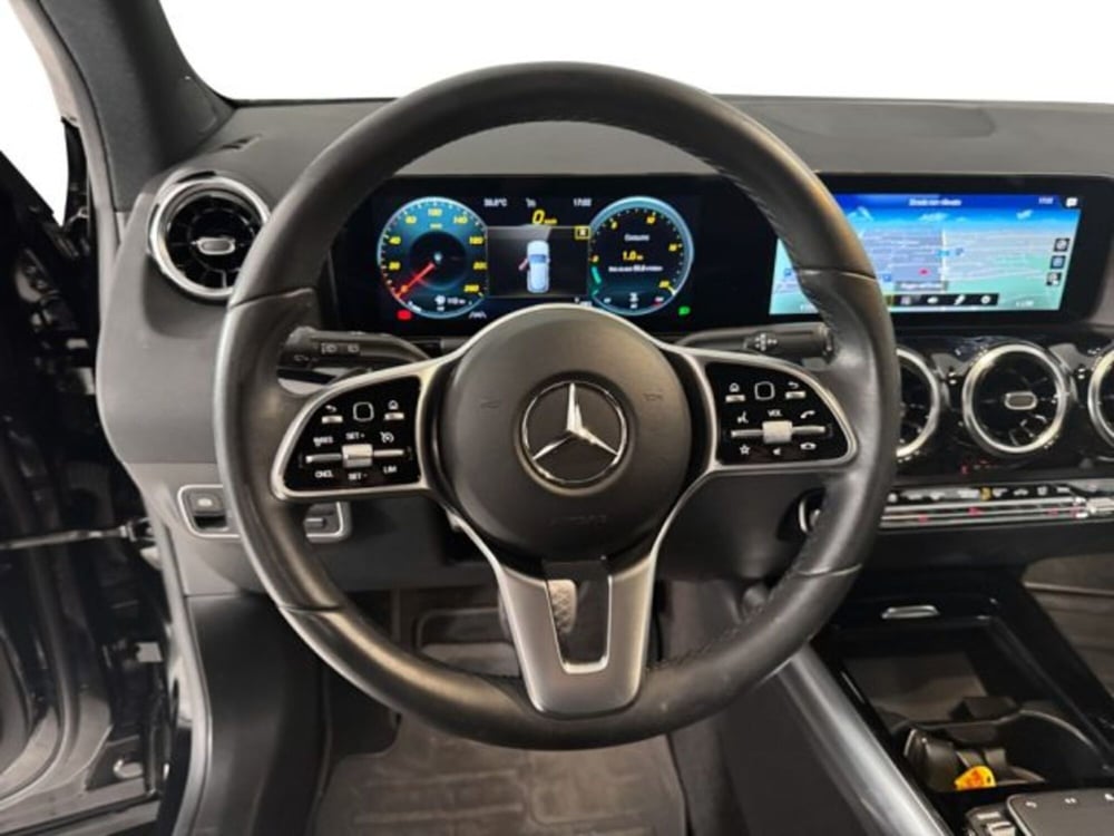 Mercedes-Benz GLA SUV nuova a Modena (7)