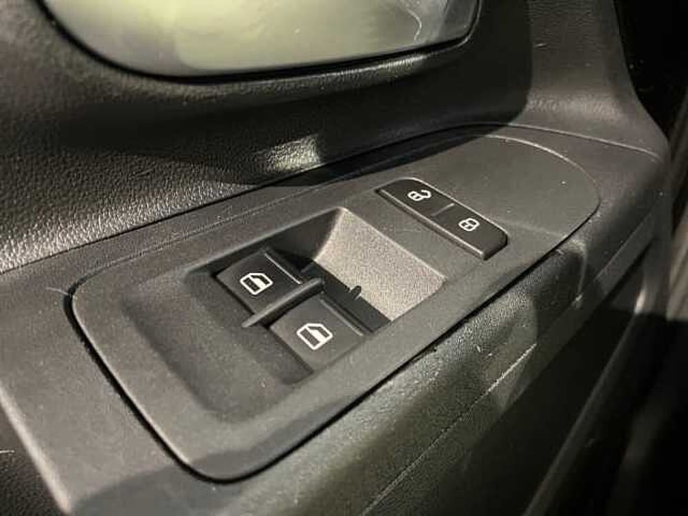 Volkswagen up! usata a Ravenna (18)