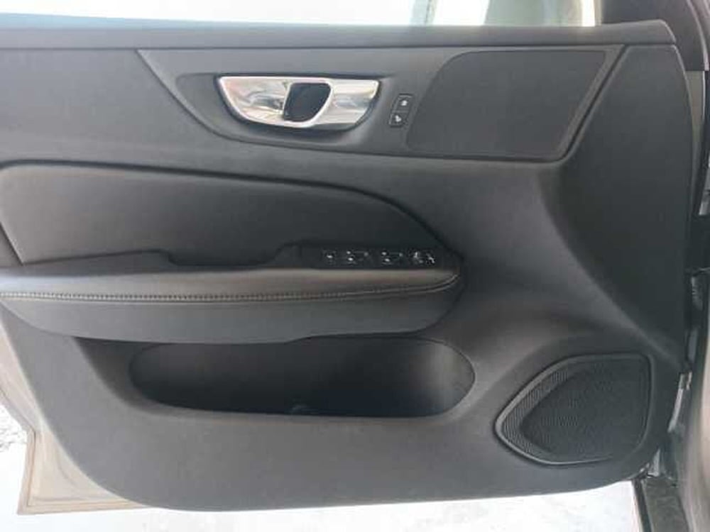 Volvo V60 usata a Lucca (11)