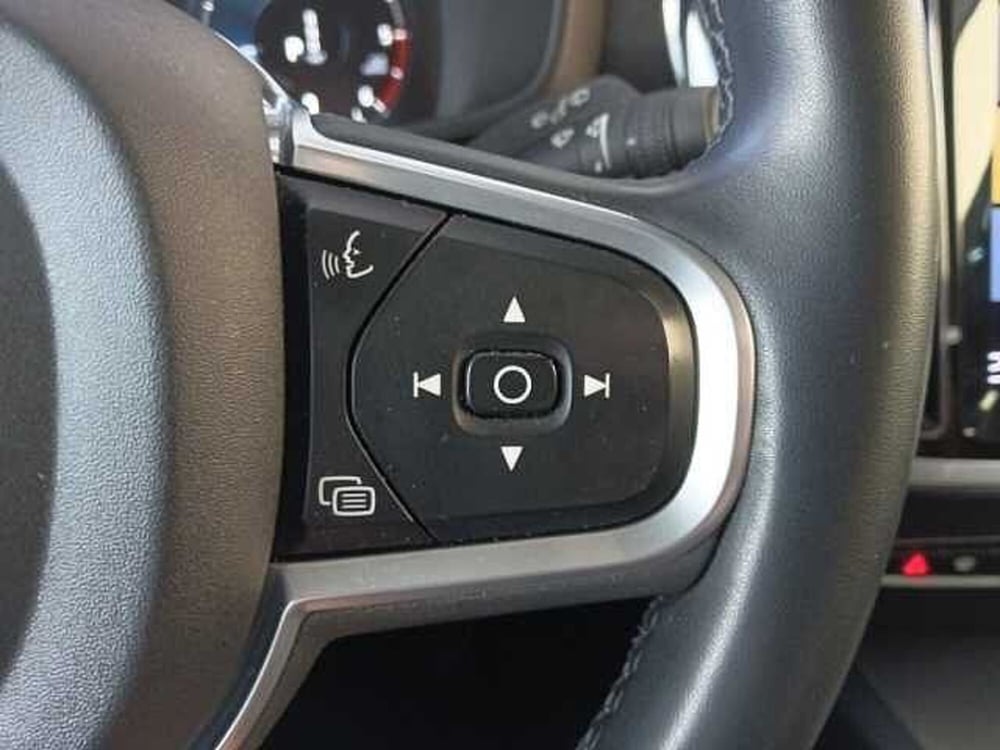 Volvo V60 usata a Lucca (14)
