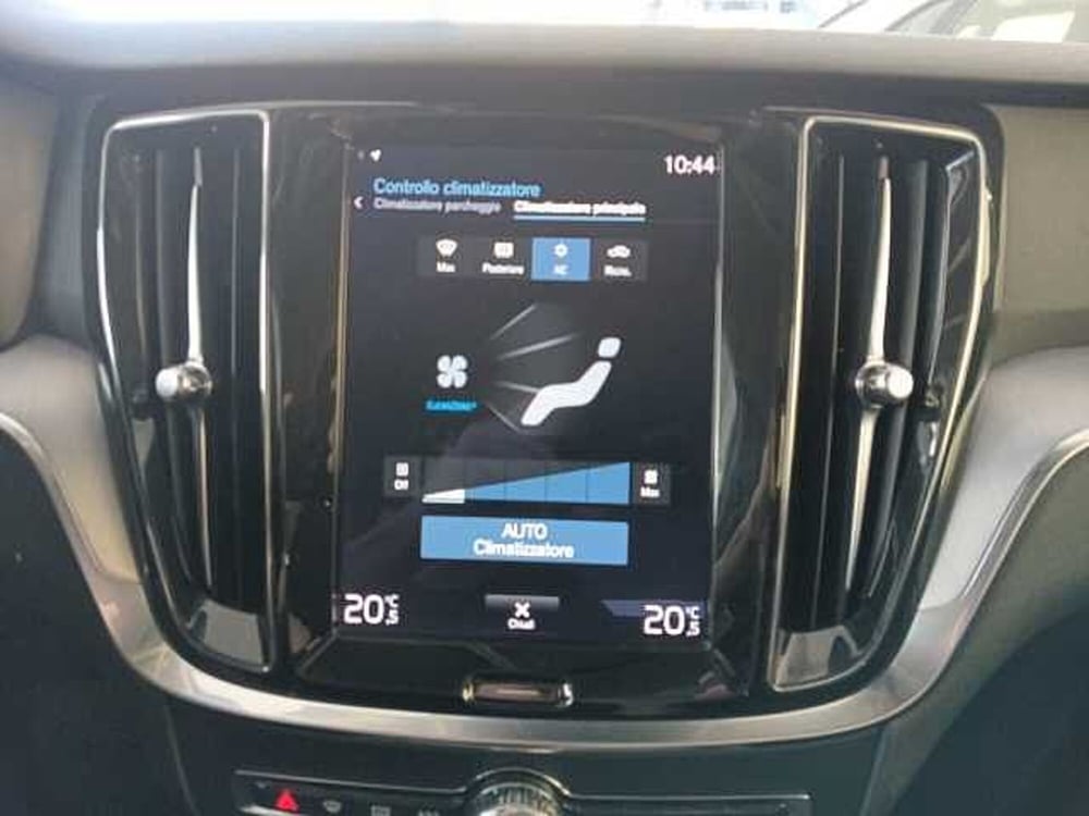 Volvo V60 usata a Lucca (15)