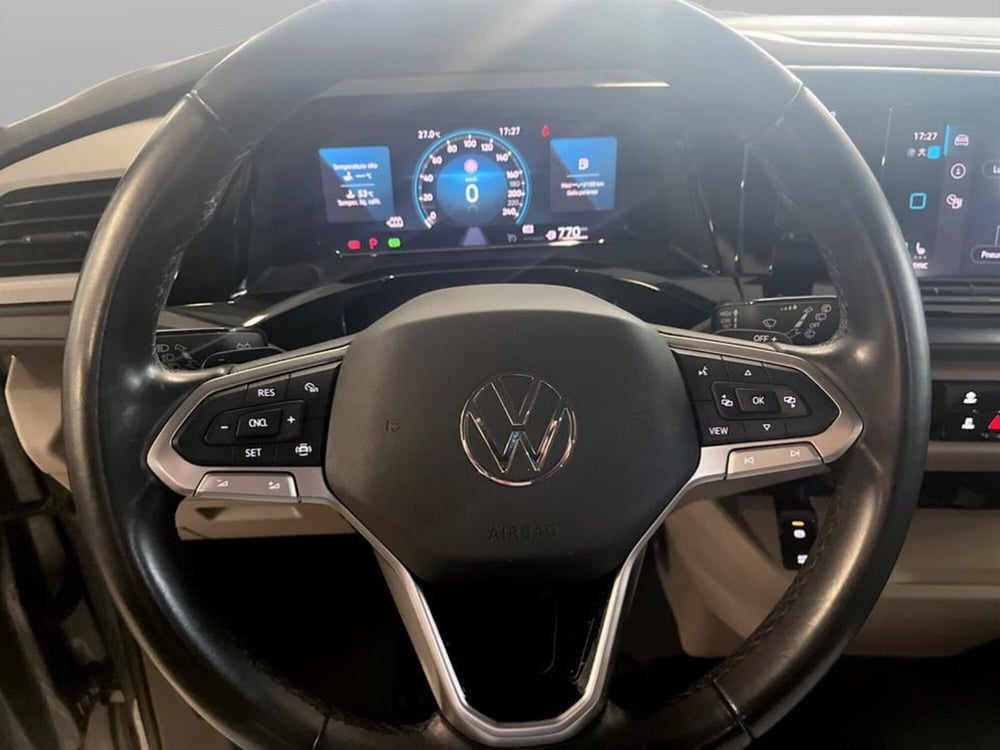 Volkswagen Multivan usata a Verona (12)