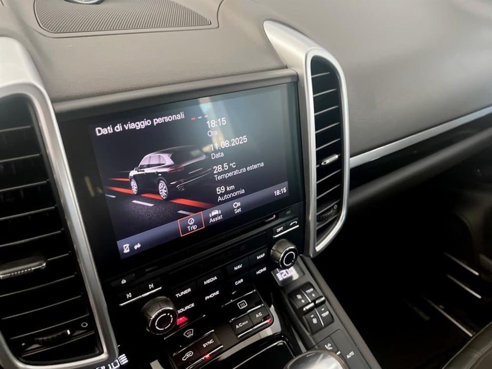 Porsche Cayenne usata a Verona (11)