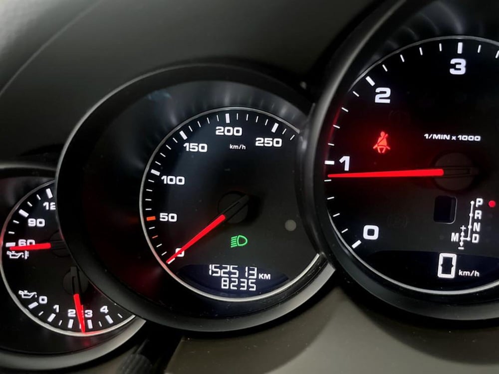 Porsche Cayenne usata a Verona (13)
