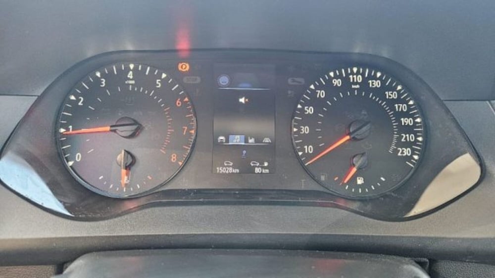 Nissan Townstar usata a Lucca (11)