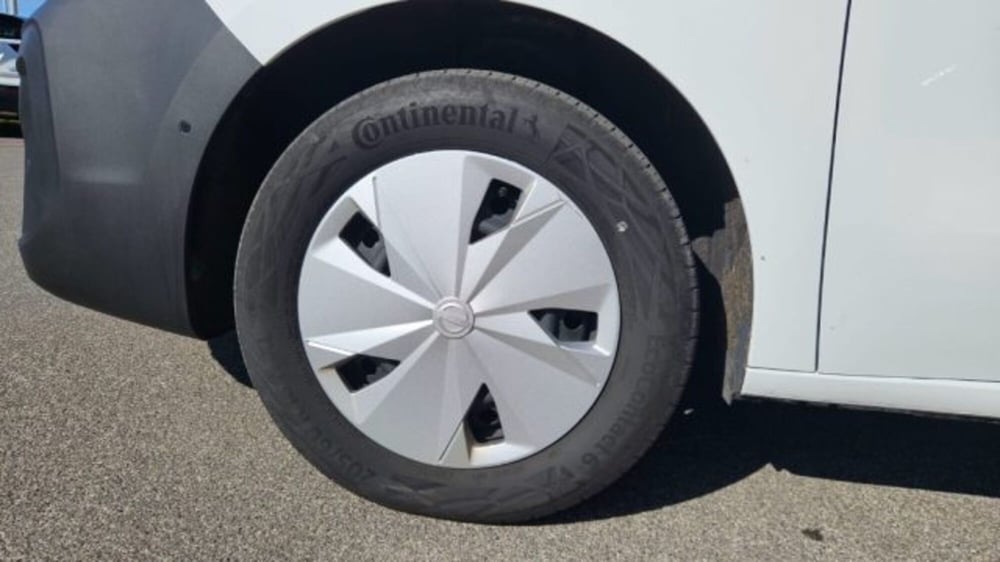Nissan Townstar usata a Lucca (19)