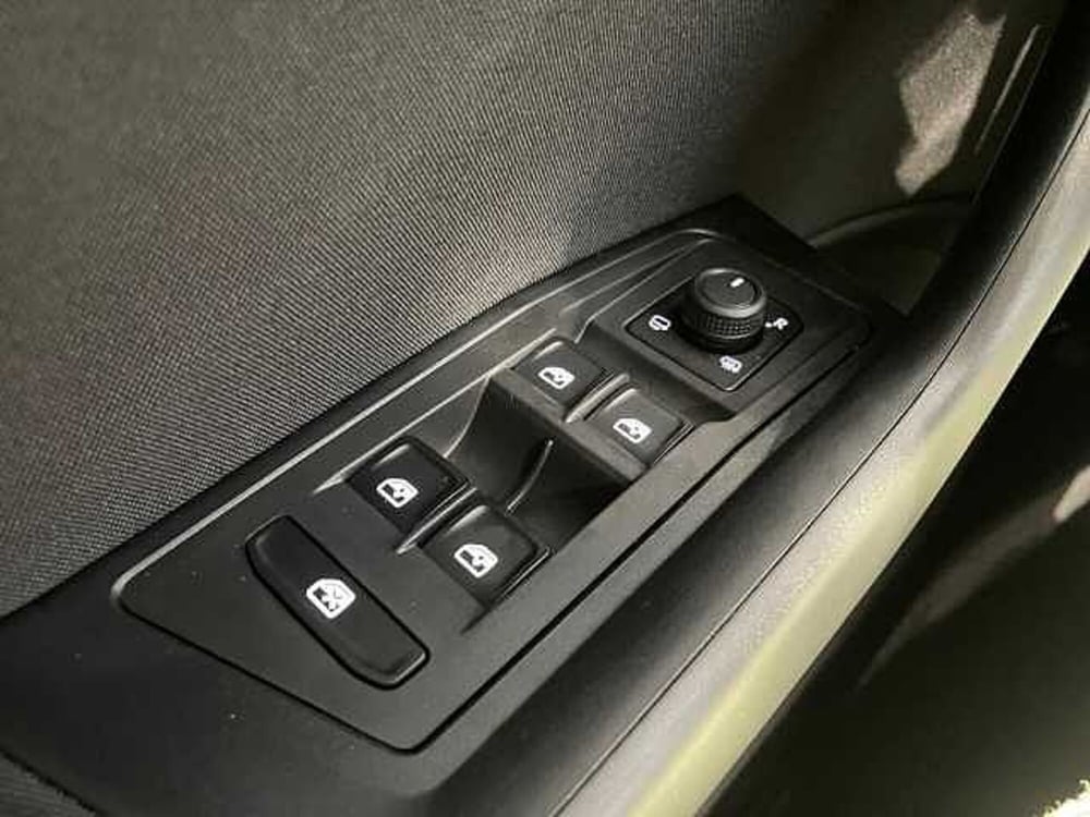 Volkswagen T-Roc usata a Ravenna (19)