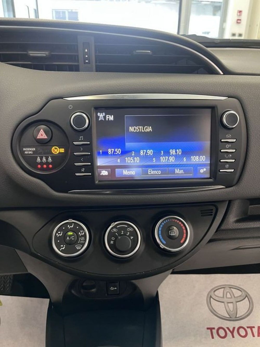 Toyota Yaris usata a Prato (13)