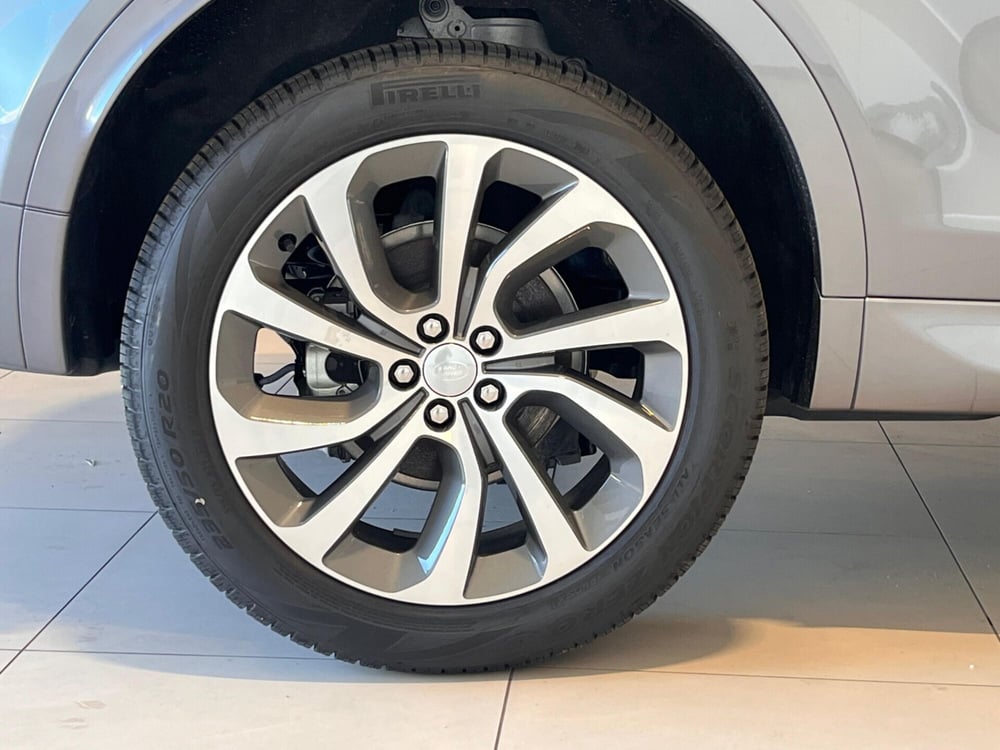 Land Rover Discovery Sport usata a Napoli (9)