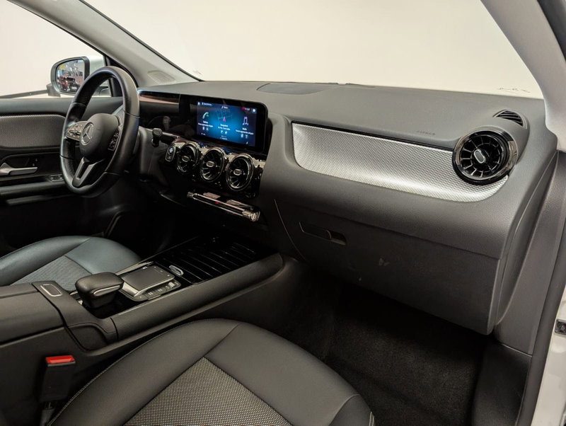 Mercedes-Benz GLA SUV usata a Teramo (12)