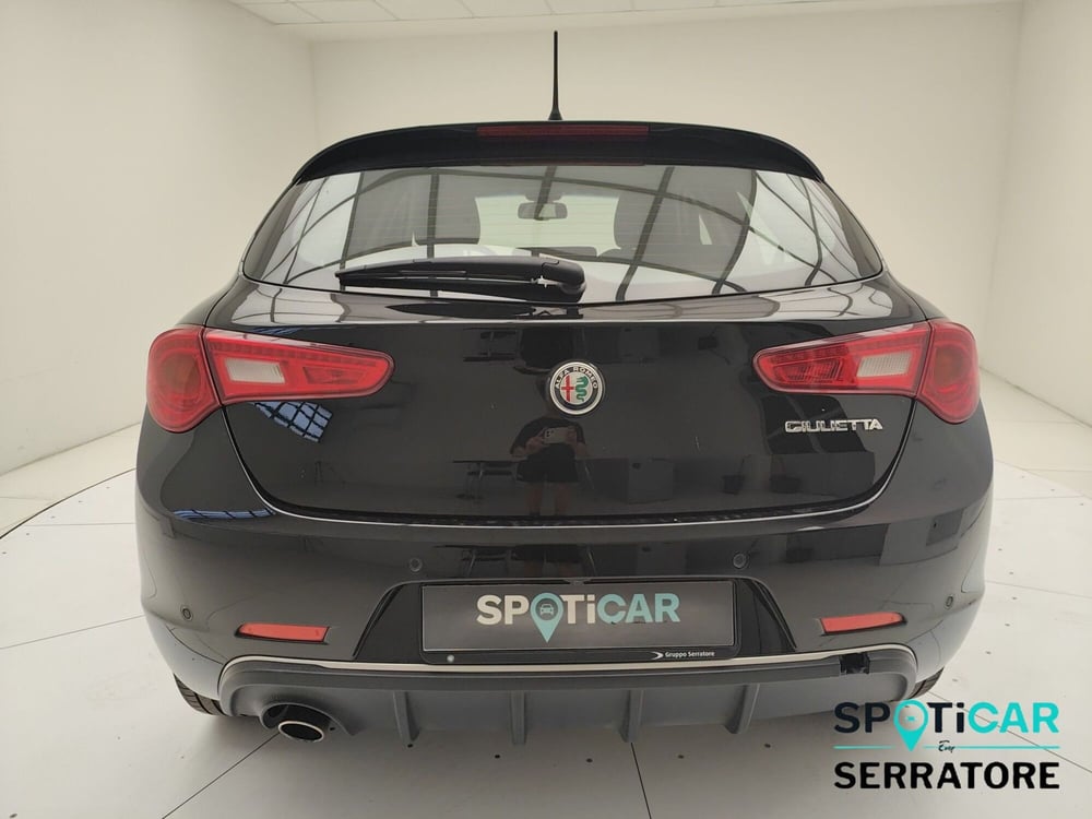 Alfa Romeo Giulietta usata a Como (6)