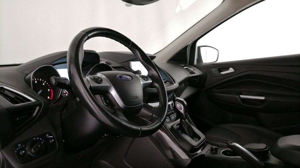 Ford Kuga usata a Roma (11)