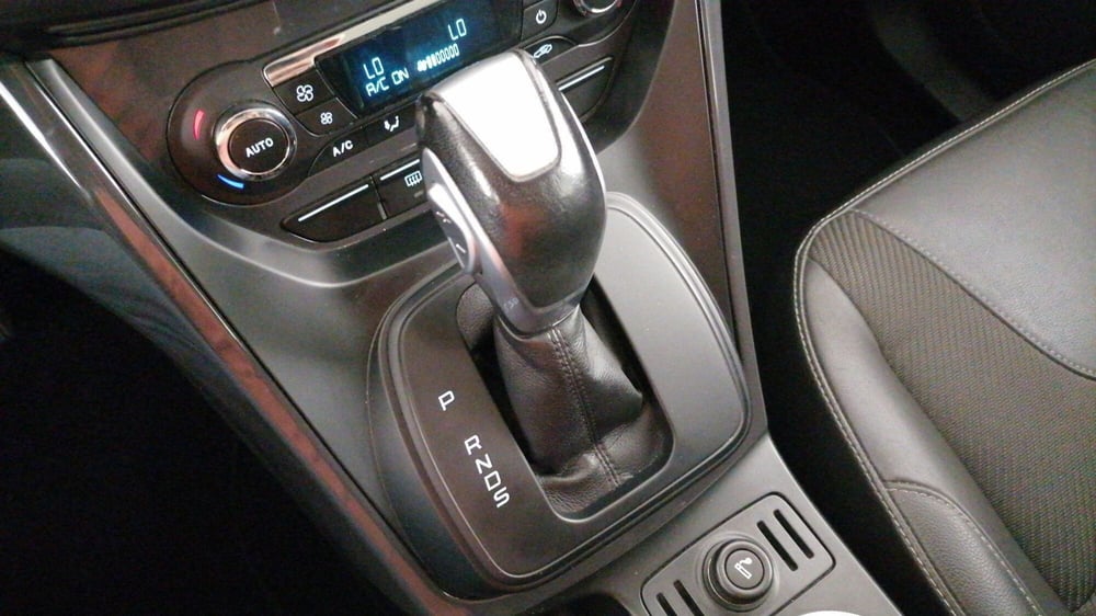 Ford Kuga usata a Roma (13)