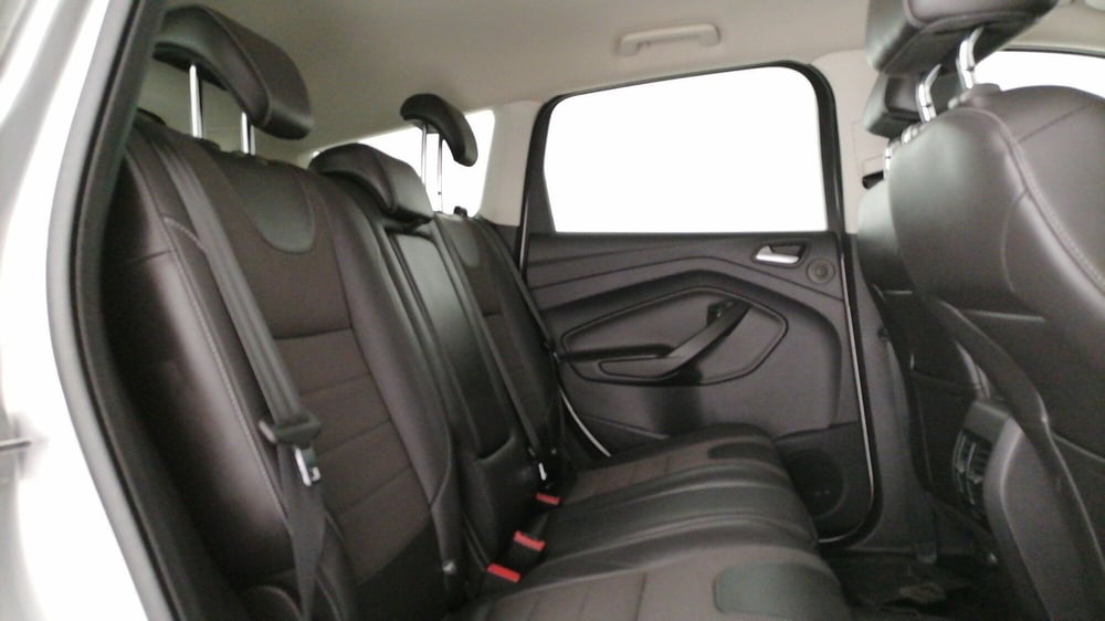 Ford Kuga usata a Roma (8)