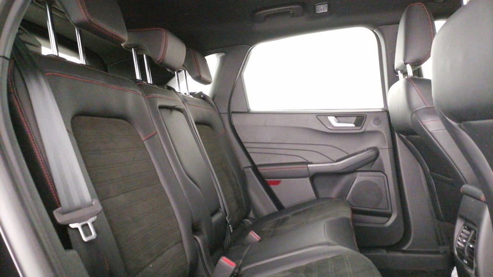 Ford Kuga usata a Roma (8)
