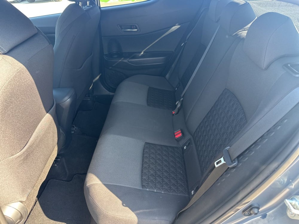 Toyota Toyota C-HR usata a Siracusa (8)