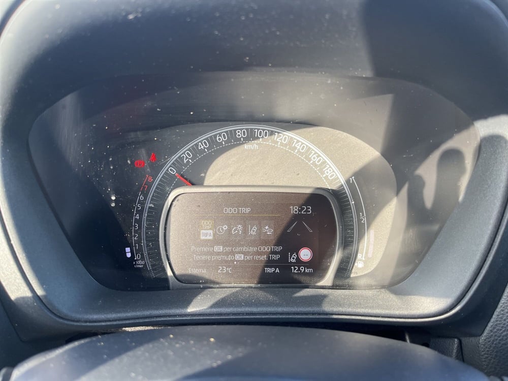 Toyota Aygo X usata a Ragusa (11)