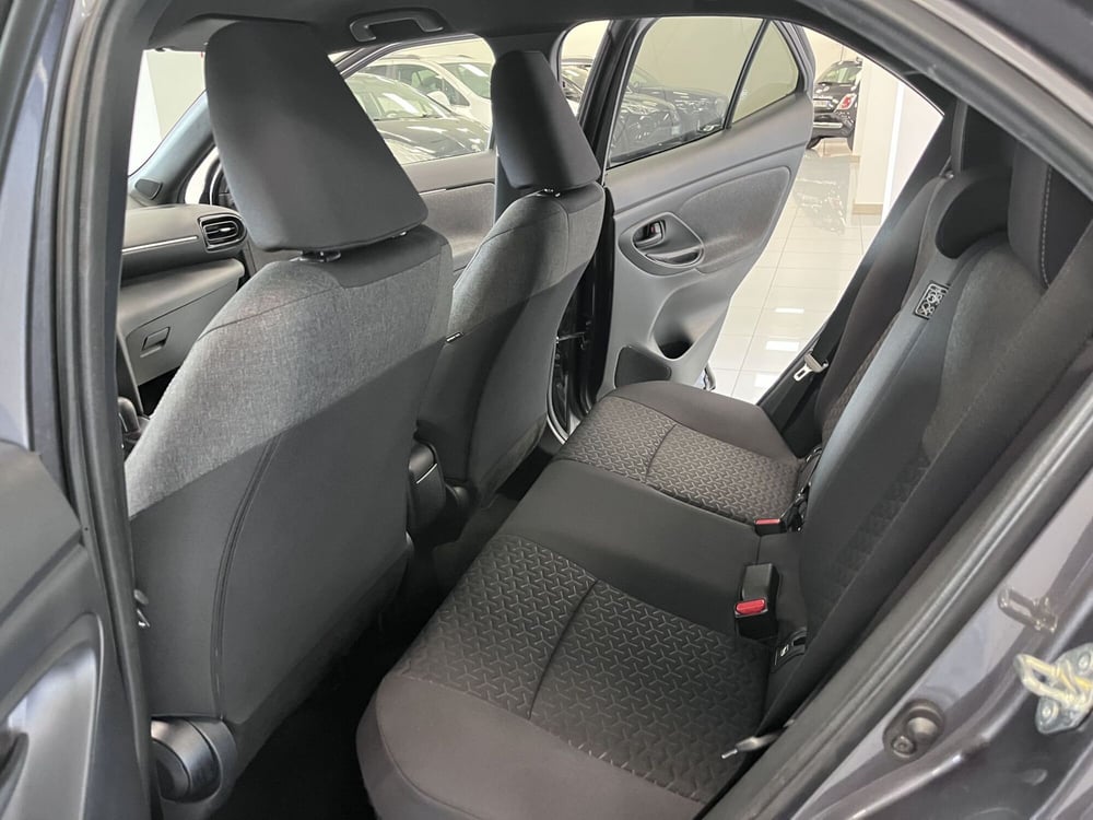 Toyota Yaris Cross usata a Prato (9)