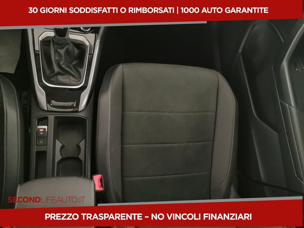 Volkswagen T-Roc usata a Chieti (16)