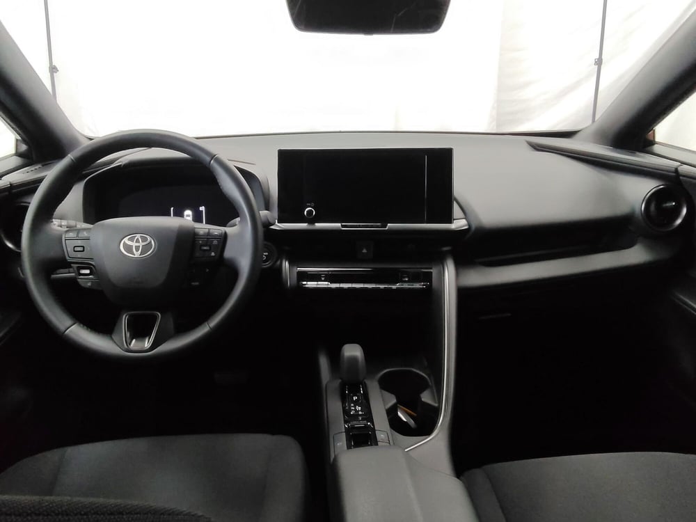 Toyota Toyota C-HR usata a Roma (12)