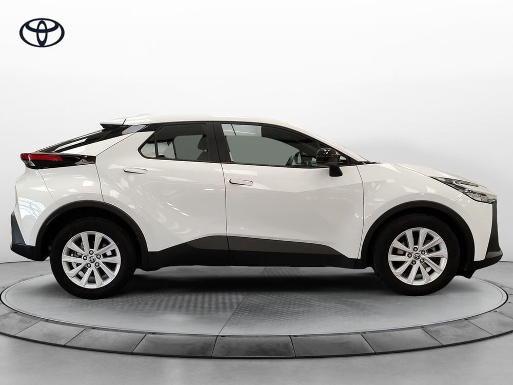 Toyota Toyota C-HR usata a Roma (3)