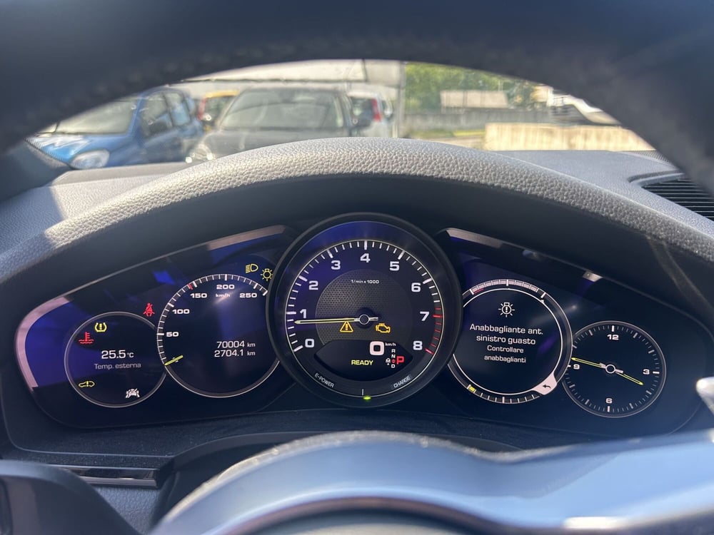 Porsche Cayenne usata a La Spezia (10)