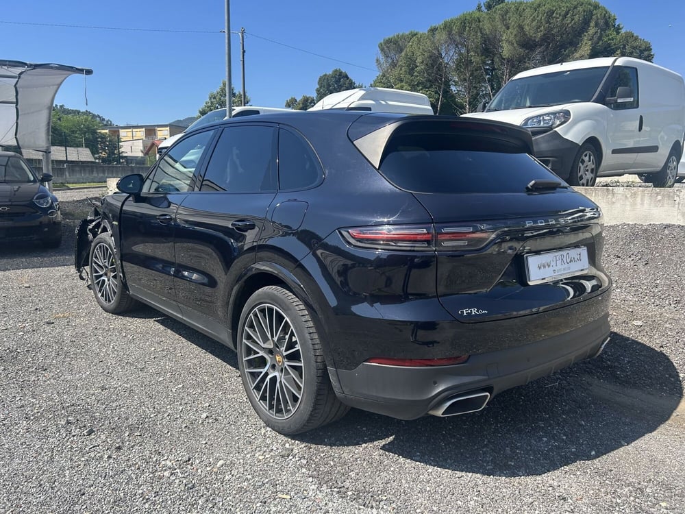 Porsche Cayenne usata a La Spezia (5)