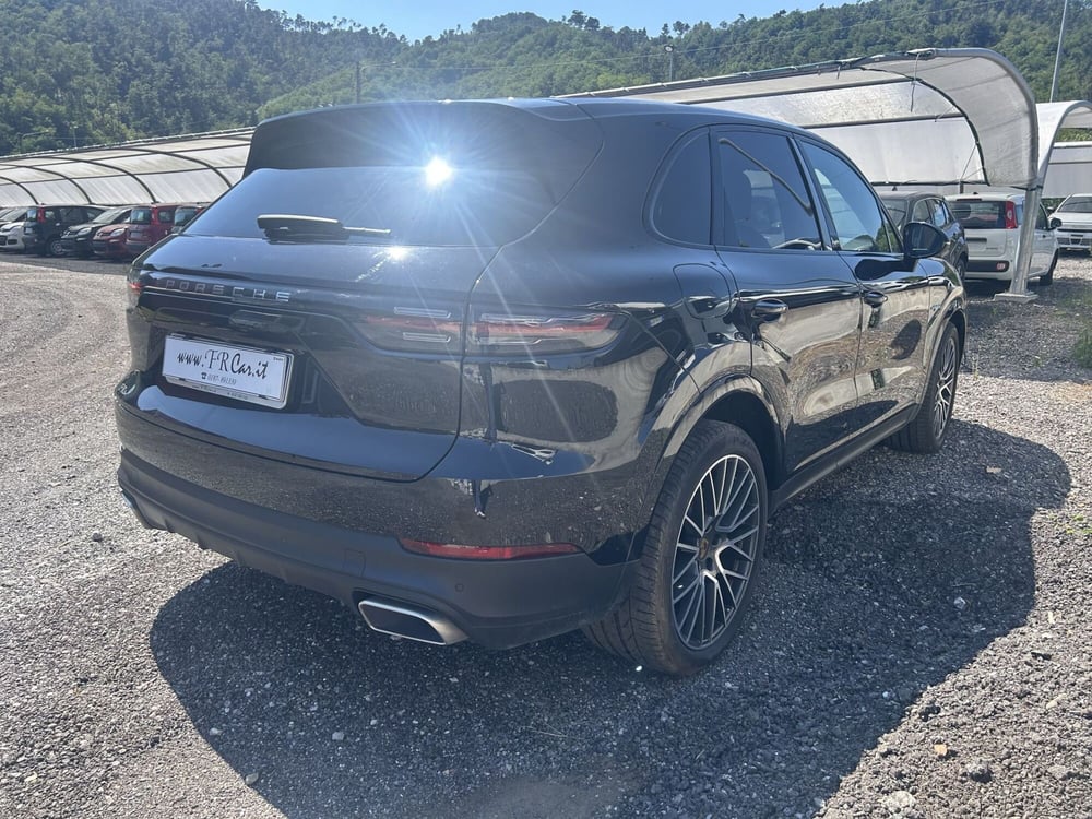 Porsche Cayenne usata a La Spezia (7)