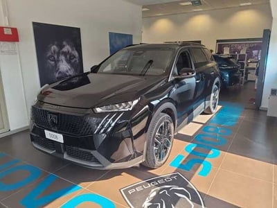 Peugeot 5008 1.2 hybrid 48V Allure Pack 136cv e-dcs 6 nuova a Siena