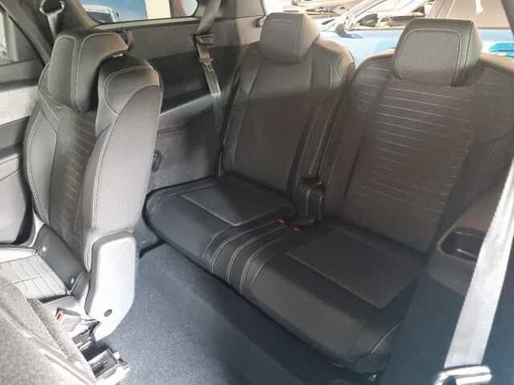 Peugeot 5008 nuova a Siena (7)