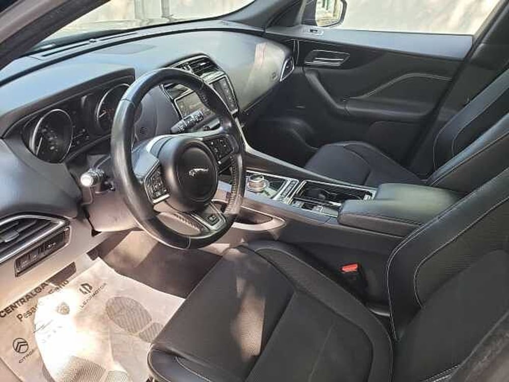 Jaguar F-Pace usata a Pesaro-Urbino (10)
