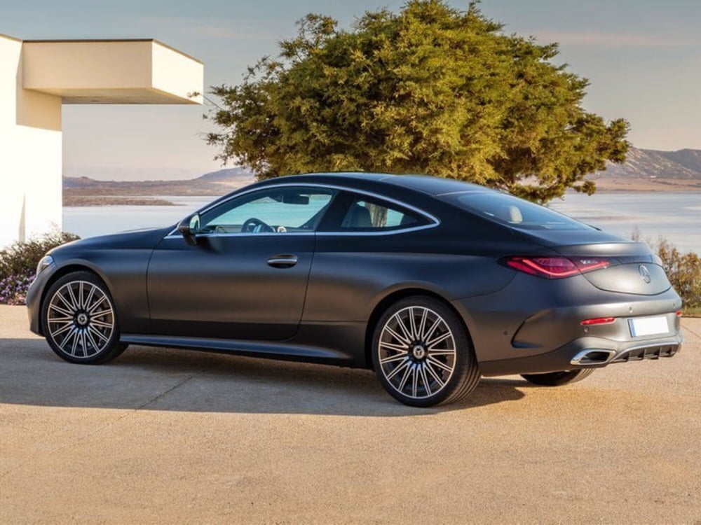 Mercedes-Benz CLE Coupé nuova a Siena (4)