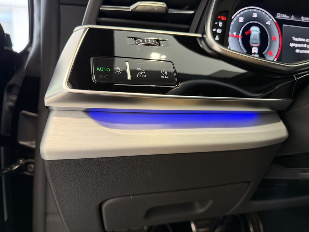 Audi Q8 usata a Latina (15)