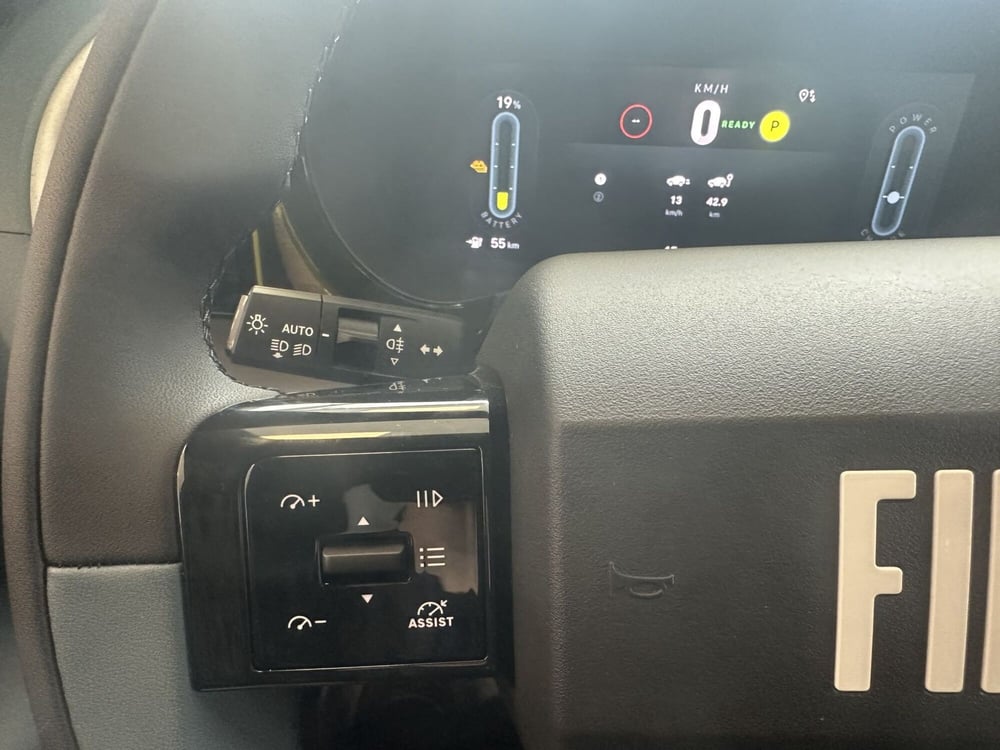 Fiat Grande Panda nuova a Milano (20)