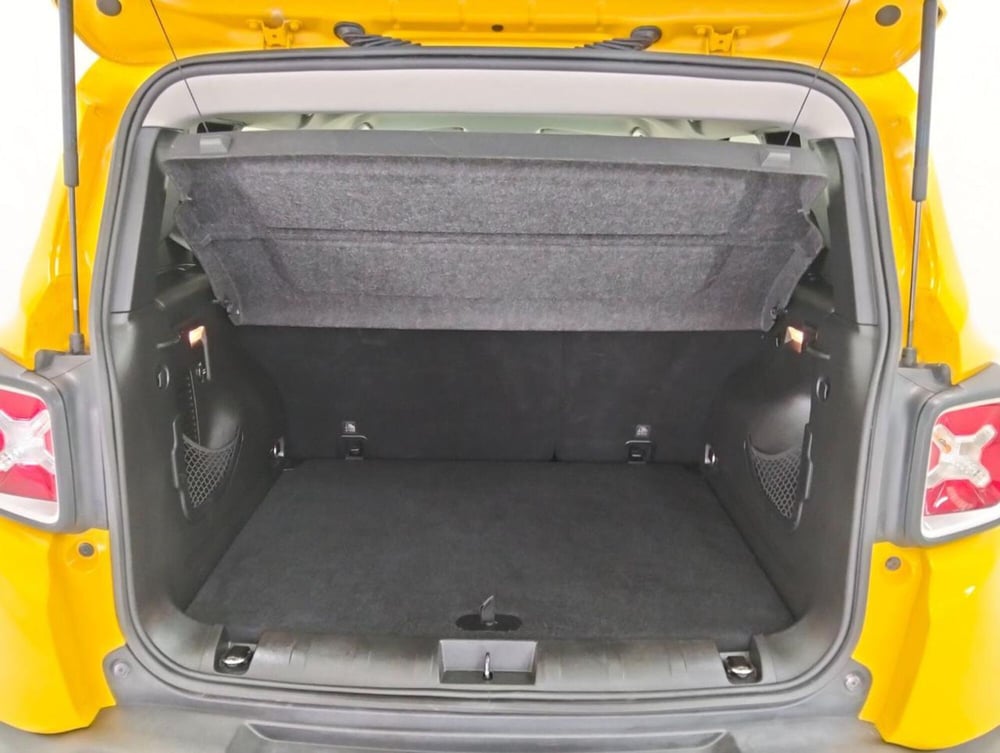 Jeep Renegade usata a Como (19)