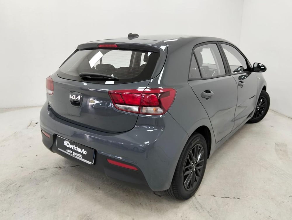 Kia Rio usata a Como (2)