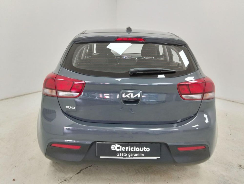Kia Rio usata a Como (7)