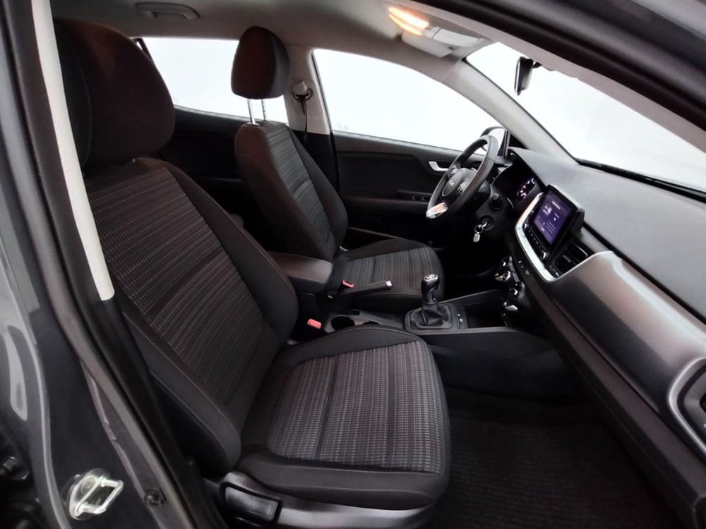 Kia Stonic usata a Como (3)