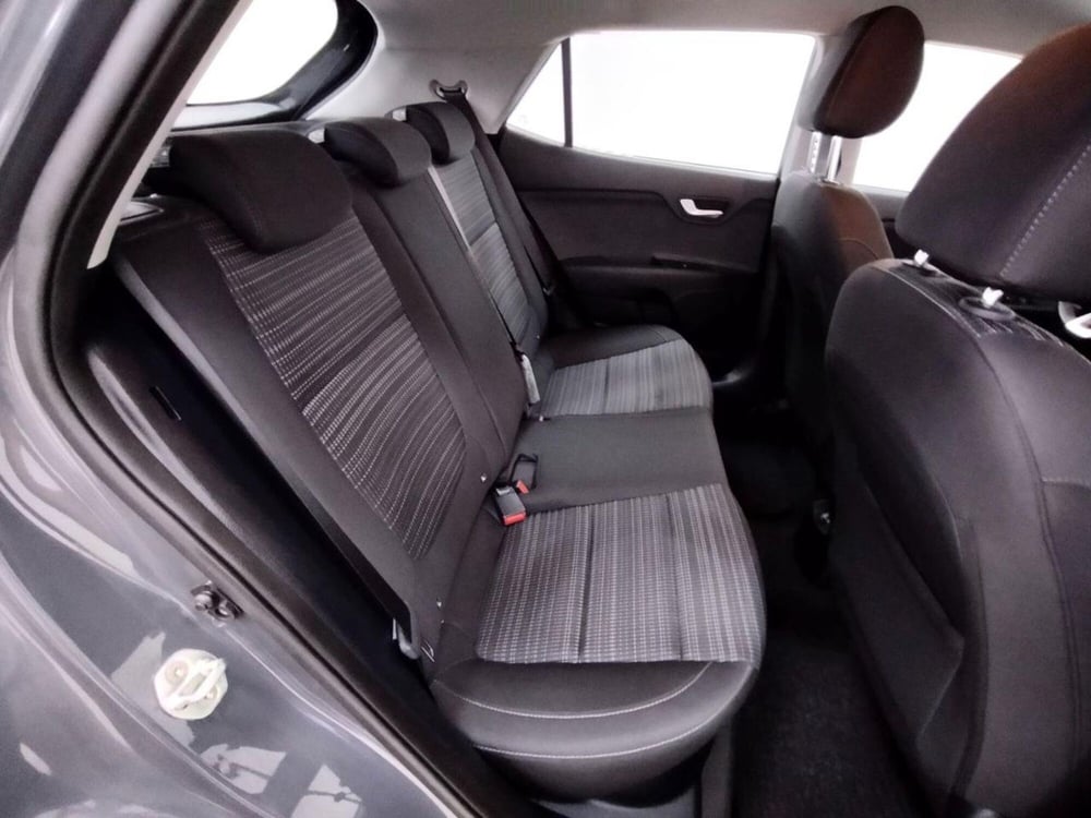 Kia Stonic usata a Como (5)