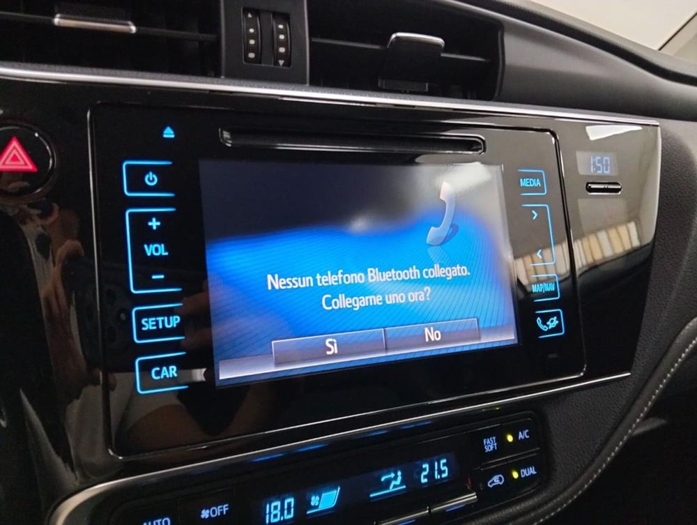 Toyota Auris usata a Como (14)