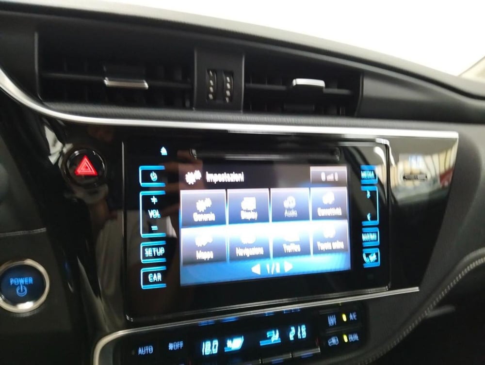 Toyota Auris usata a Como (16)