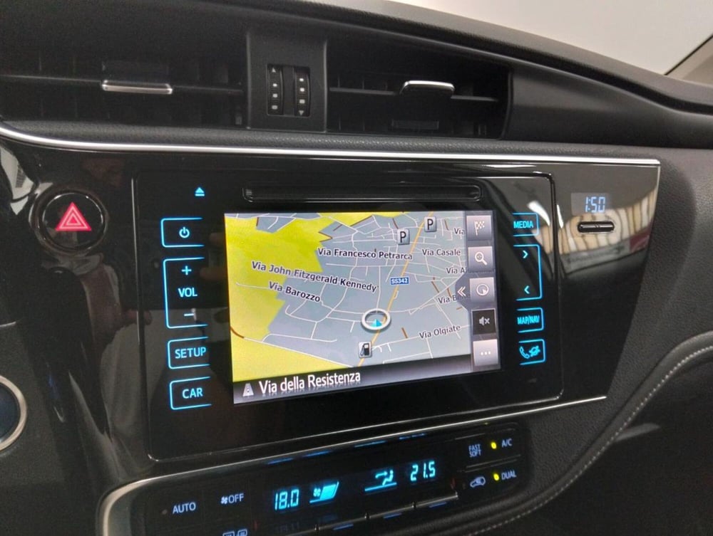 Toyota Auris usata a Como (17)